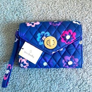 Vera Bradley Wristlet